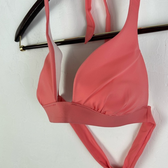 Victoria's Secrets Bra Size Medium Pink - Picture 4 of 9